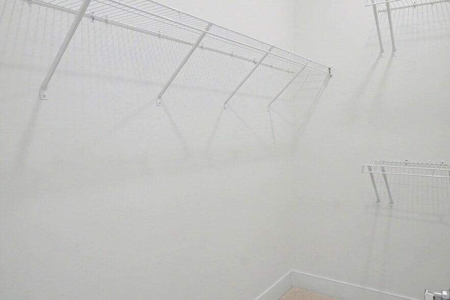 Building Photo - 20036 Coral Wind Ter