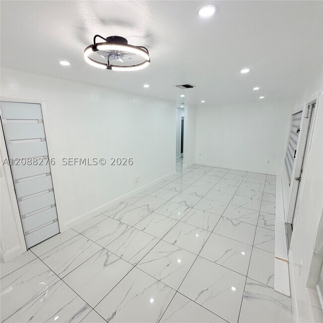 Building Photo - 10305 SW 149th St