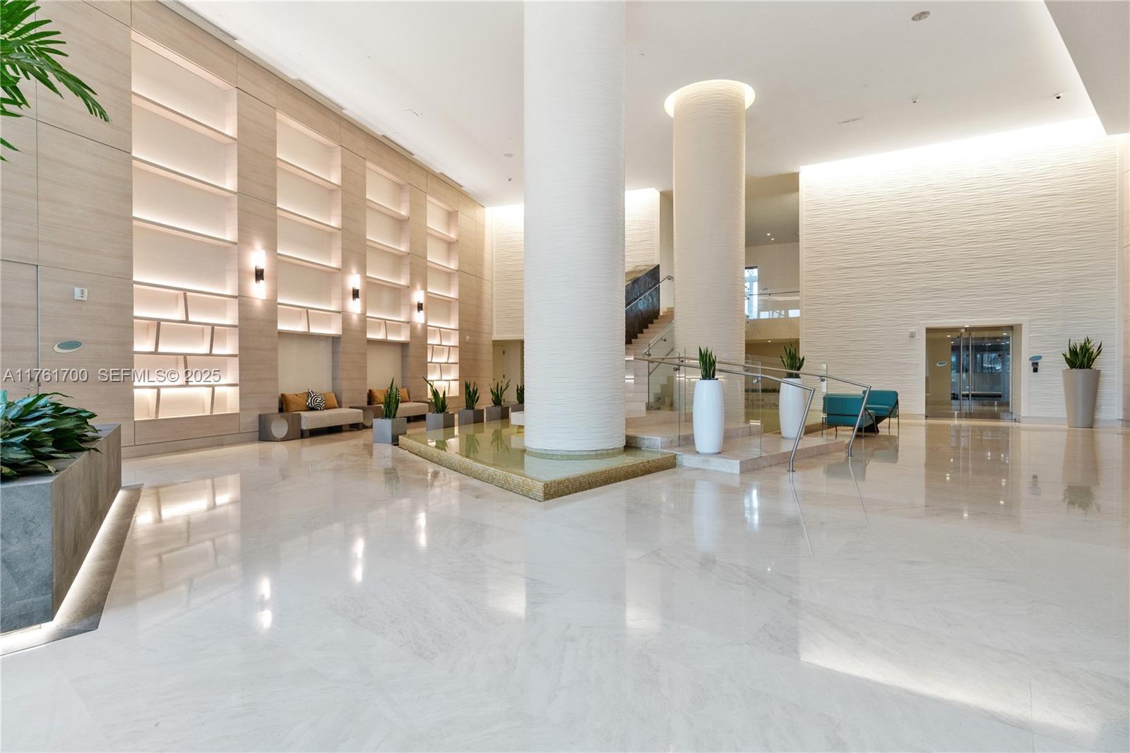 Building Photo - 18201 Collins Ave