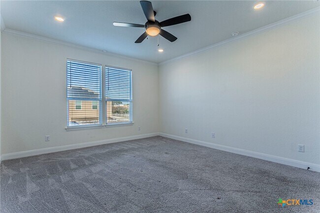 Building Photo - 1304 Long Crk Ln