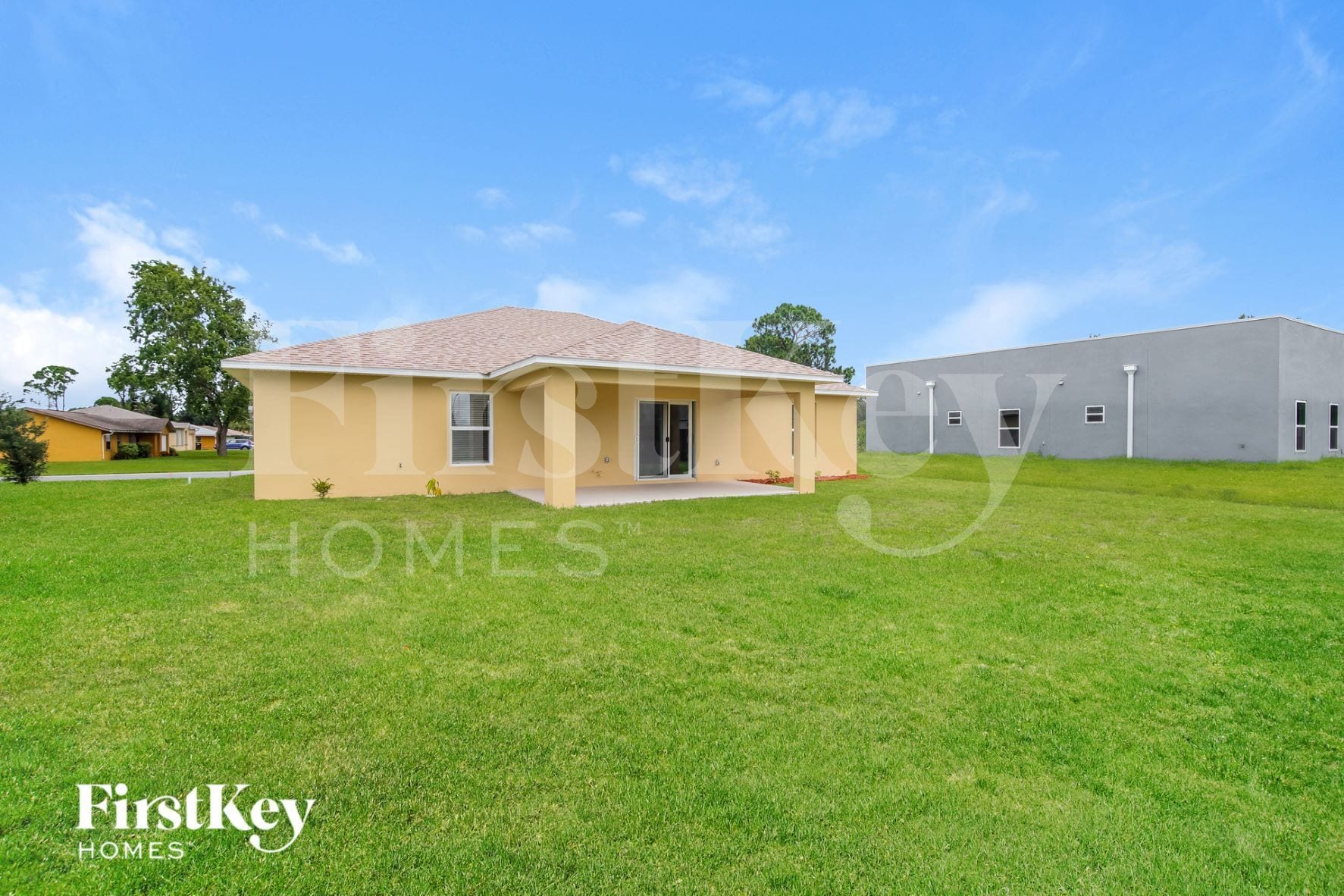 Building Photo - 918 Armstrong Rd SE