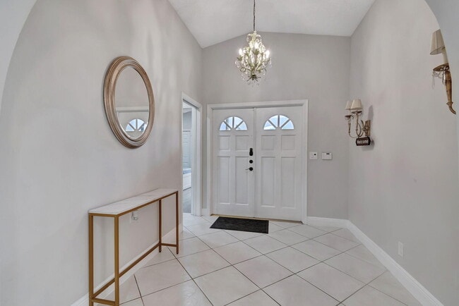 Building Photo - 7883 Villa Nova Dr N
