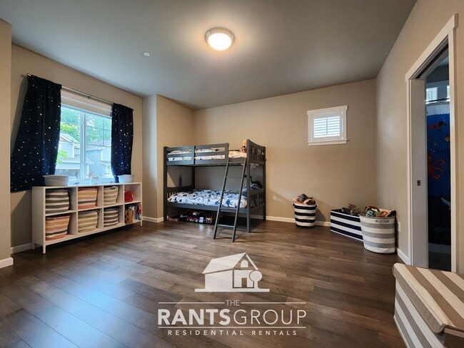 Building Photo - Single-Story 1,915 sq. ft. Home with 2-Car Garage