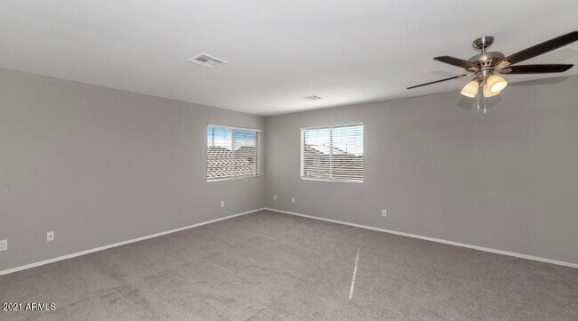 Building Photo - 23949 W Hadley St
