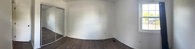 Building Photo - 437 Colony Park Dr