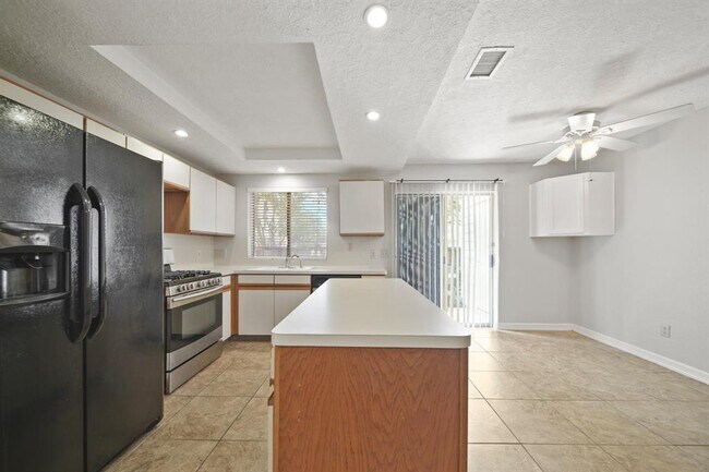 Building Photo - 2808 Grants Lake Blvd