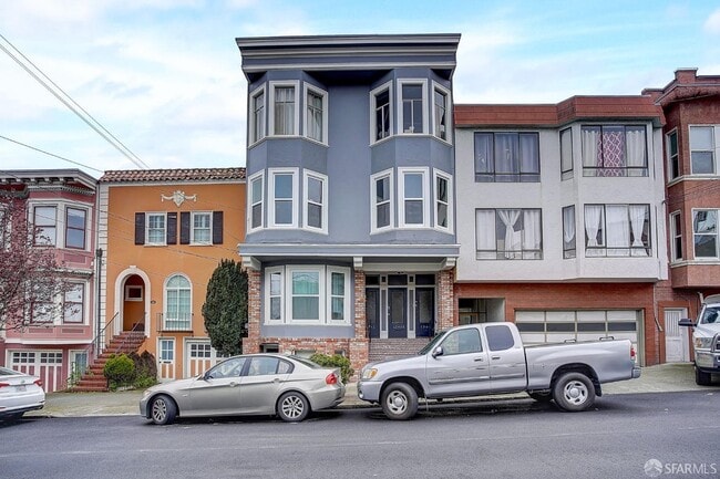 Building Photo - 1342 11th Ave