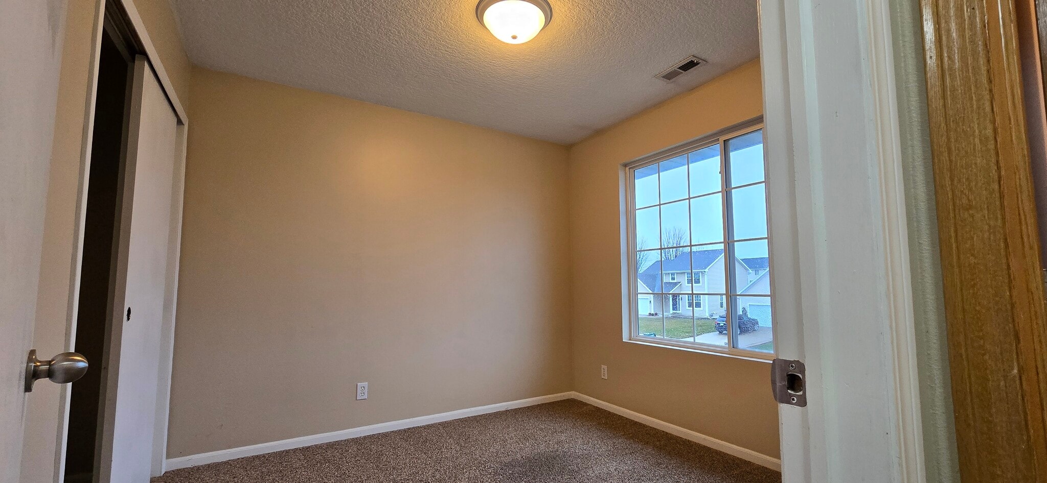 Building Photo - 1564 Nine Iron Dr