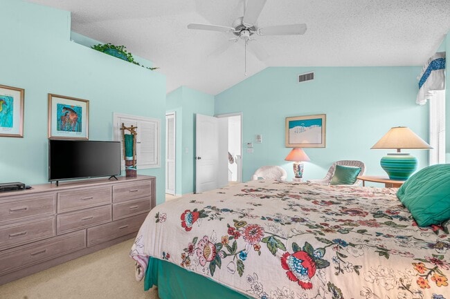 Building Photo - 2746 Linkside Dr