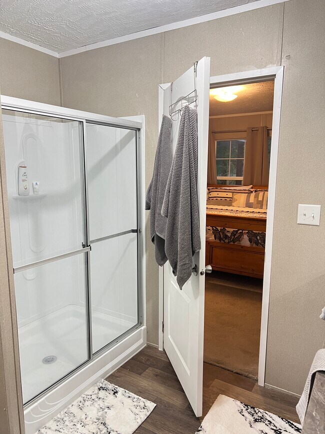 Building Photo - 2634 Cedar Creek Rd