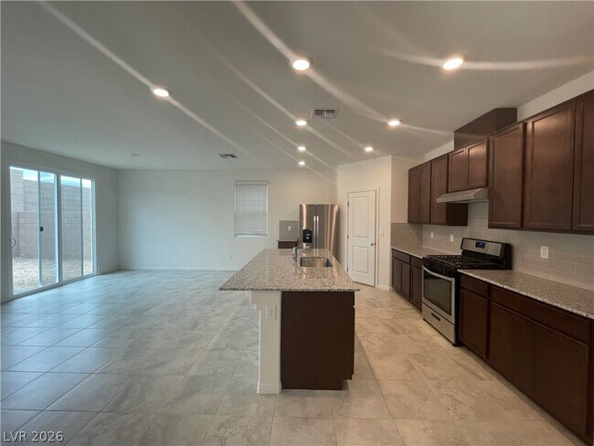 Building Photo - 8739 Beverly Grv Ct