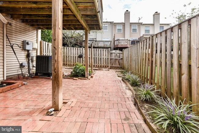 Building Photo - 3801 Grand Jct Ct