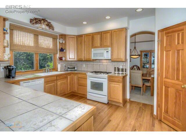 Building Photo - 4624 S Hampton Cir