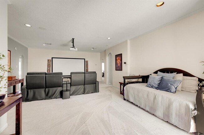 Building Photo - 305 Harborside Cir
