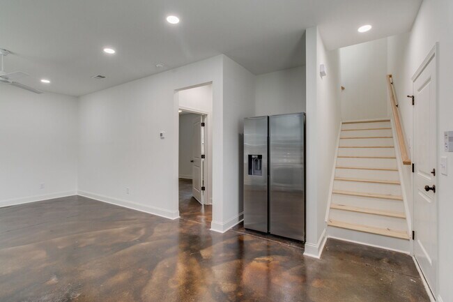 Building Photo - 1410 Barnwell St