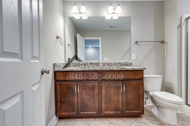 Building Photo - 714 Hahn Ct