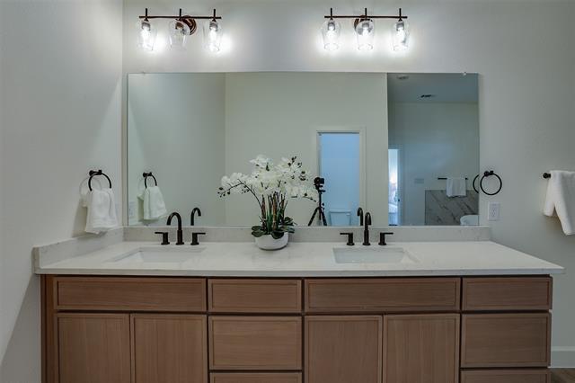 Building Photo - 1601 Sea Breeze Ln