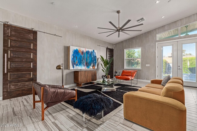 Building Photo - 8302 E Heatherbrae Ave