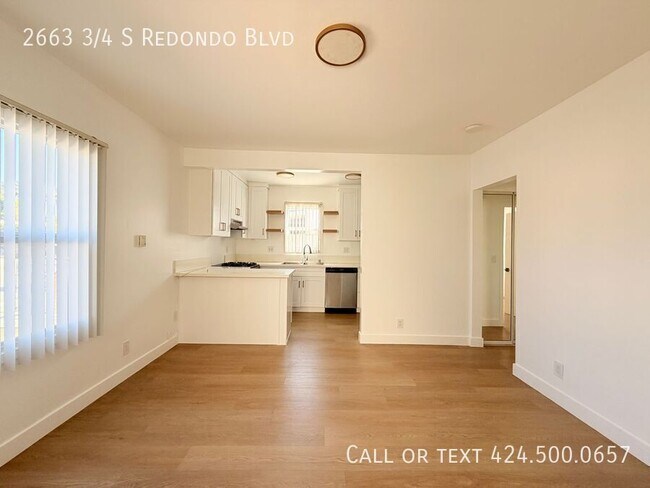 Building Photo - 2663 3/4-2664 Redondo Blvd
