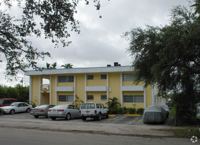 Ken Mar West Apartments - Jefferson Street Apartments