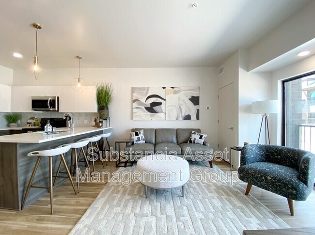 Primary Photo - 1683 Midtown Pl