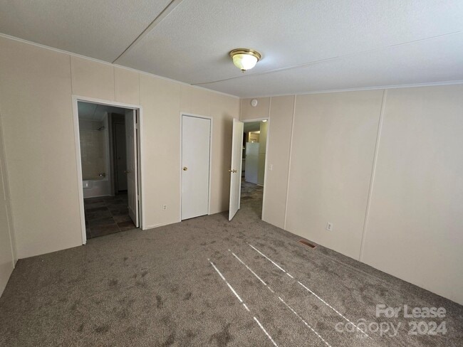 Building Photo - 870 Kepley Rd
