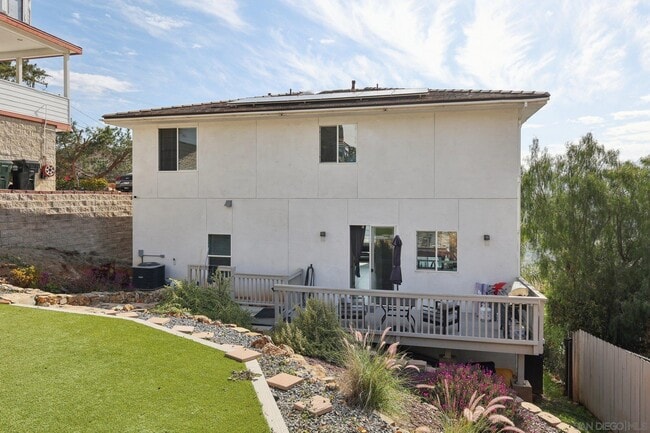 Building Photo - 1644 Cuyamaca Ave