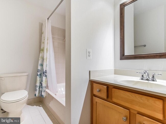 Building Photo - 25813 Mews Terrace