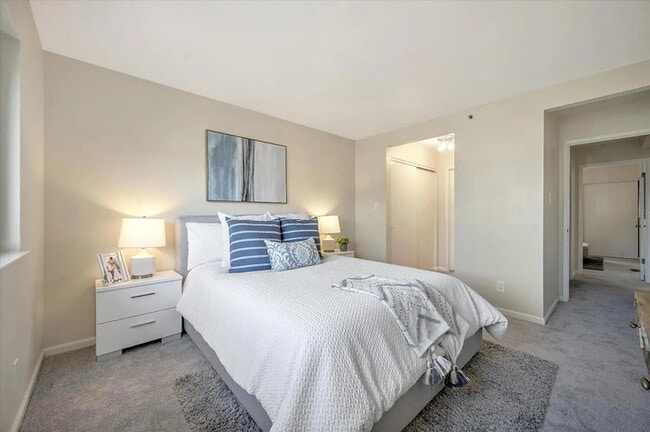 Building Photo - 2435 Rowntree Way