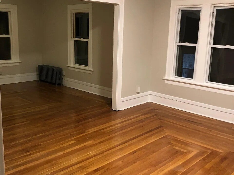 Building Photo - 103 Gridley St