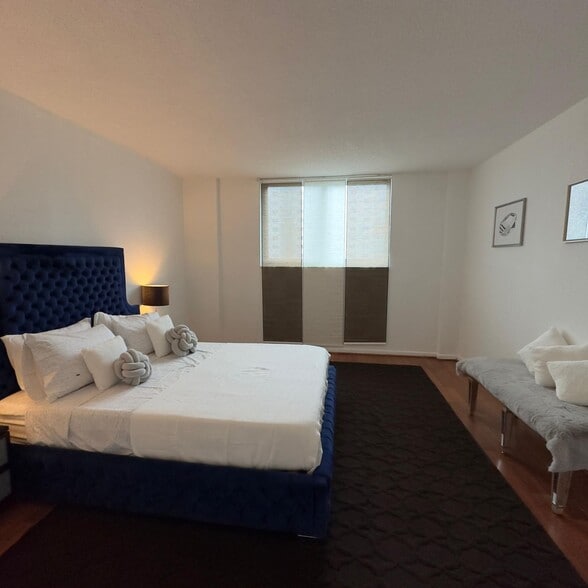 Bedroom - 19380 Collins Ave