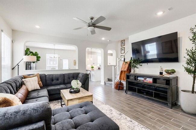 Building Photo - 6504 Albany Sleigh Dr