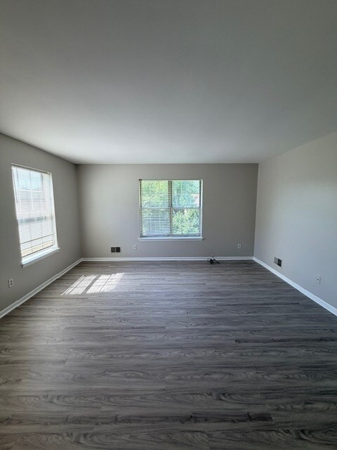 Building Photo - 31A Revelle St