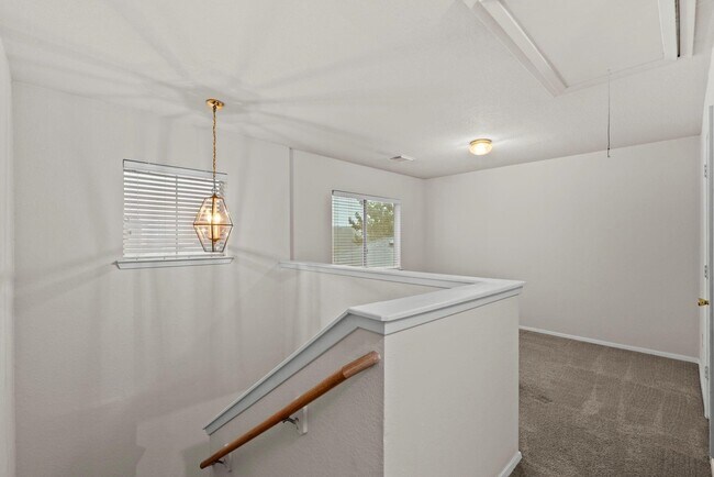 Building Photo - 1617 Nichole Woods Dr