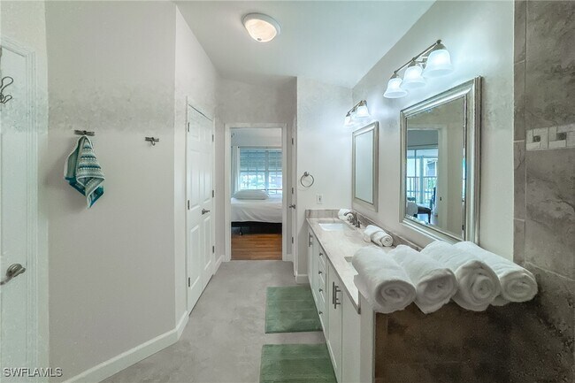 Building Photo - 1300 Misty Pines Cir