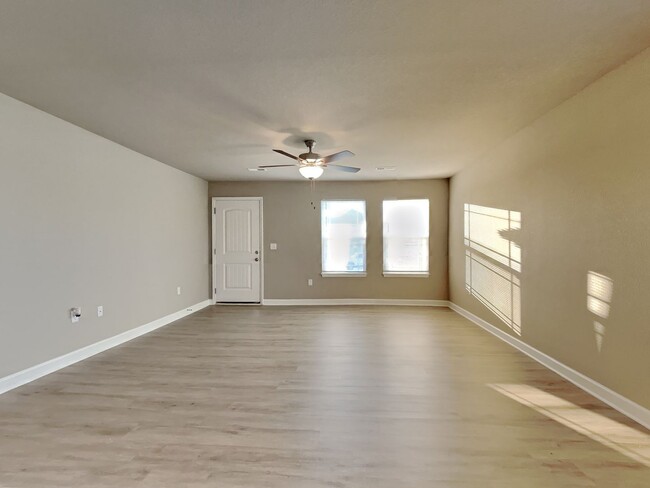 Building Photo - 3 BR/2BA | Newly Renovated Single Family Home | 1-Car Covered Parking | Gated backyard