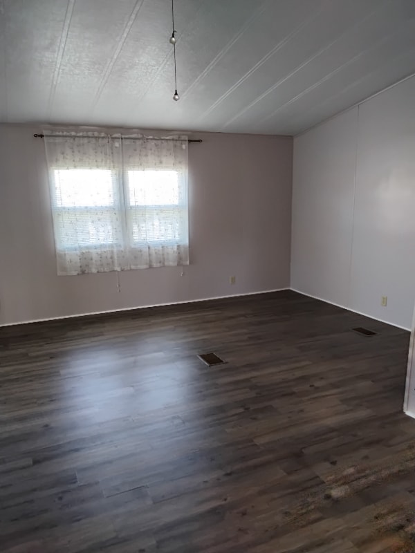 Building Photo - 81 Jacaranda Dr