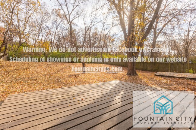 Building Photo - 807 Laurel Ave