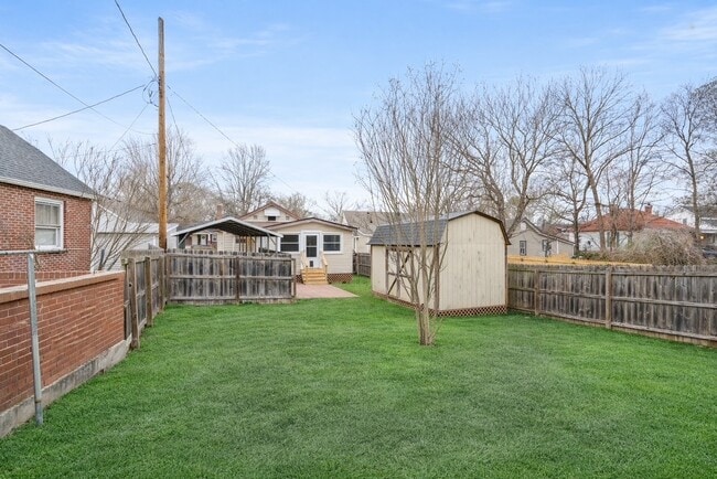 Building Photo - 818 Stafford St