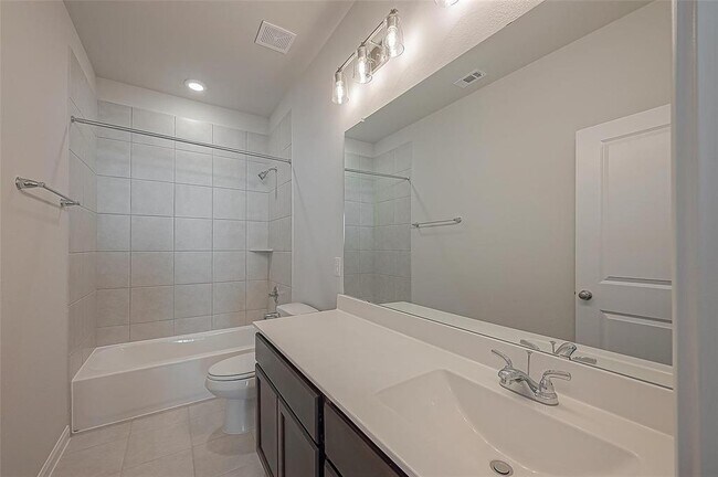 Building Photo - 31139 Mahogany Fir Trl