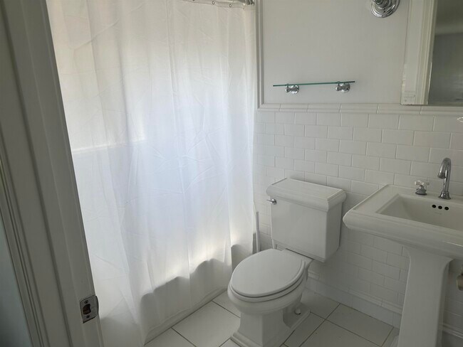 Building Photo - 6951 Middleton Ave