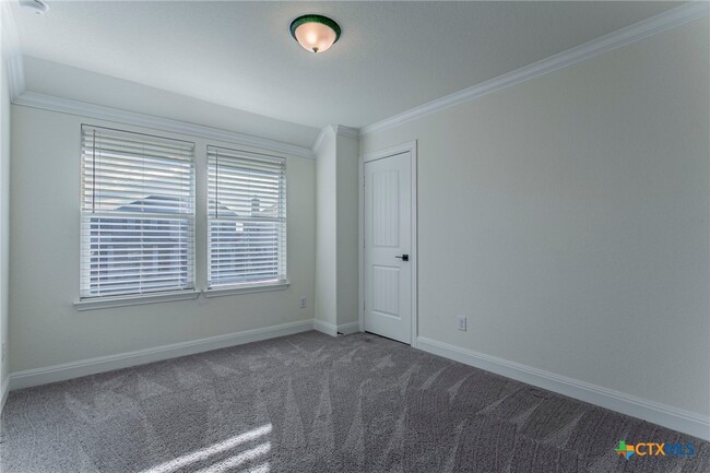 Building Photo - 1304 Long Crk Ln