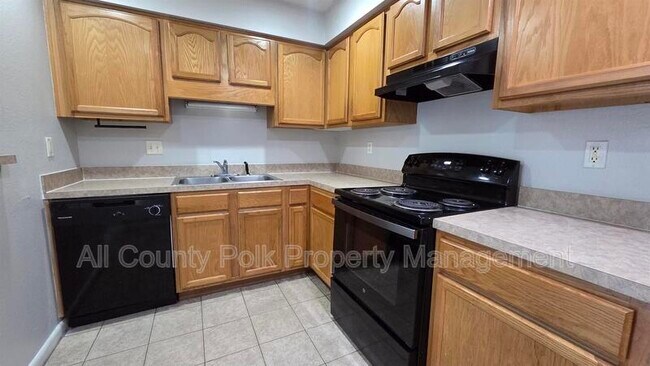Building Photo - 519 Duchess Ct