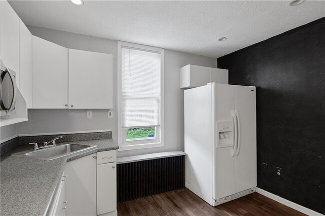 Building Photo - 2322 Patterson St