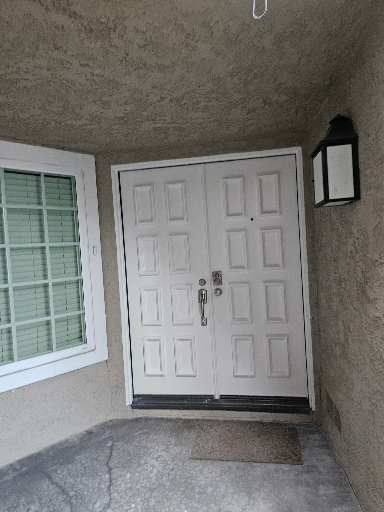 Main door - 25 Weepingwood