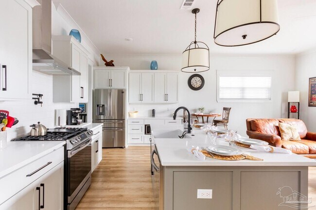 Building Photo - 13833 Red Drum Ct