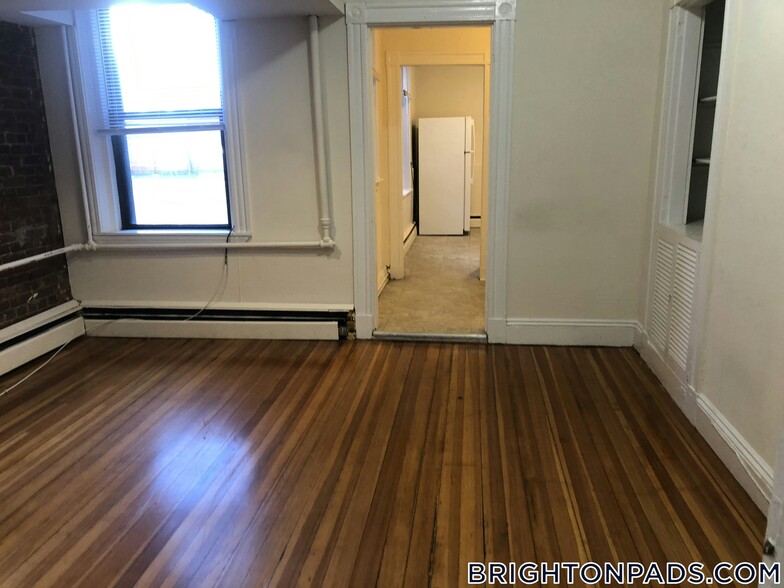 Building Photo - 36 Orkney Rd