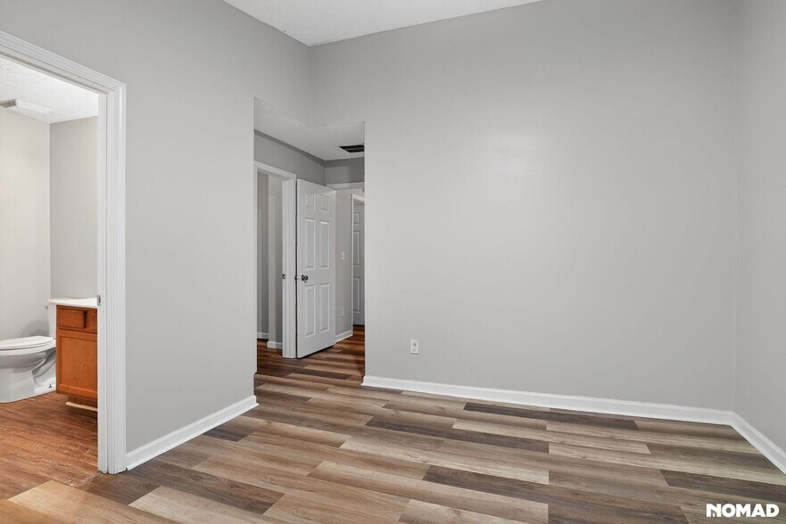 Building Photo - 2808 Vining Ridge Terrace