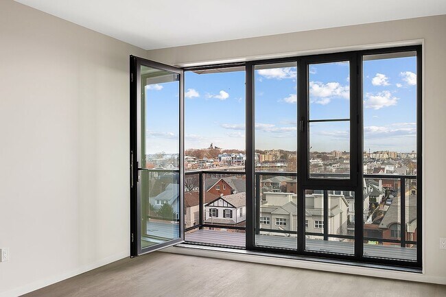 Building Photo - 15 West End Ave