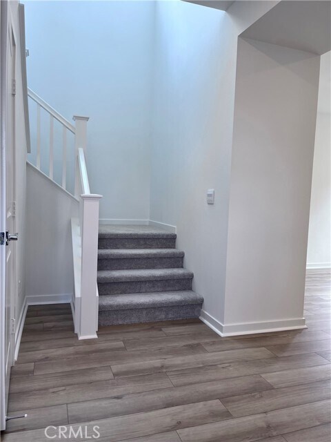 Building Photo - 4041 Pomelo Dr